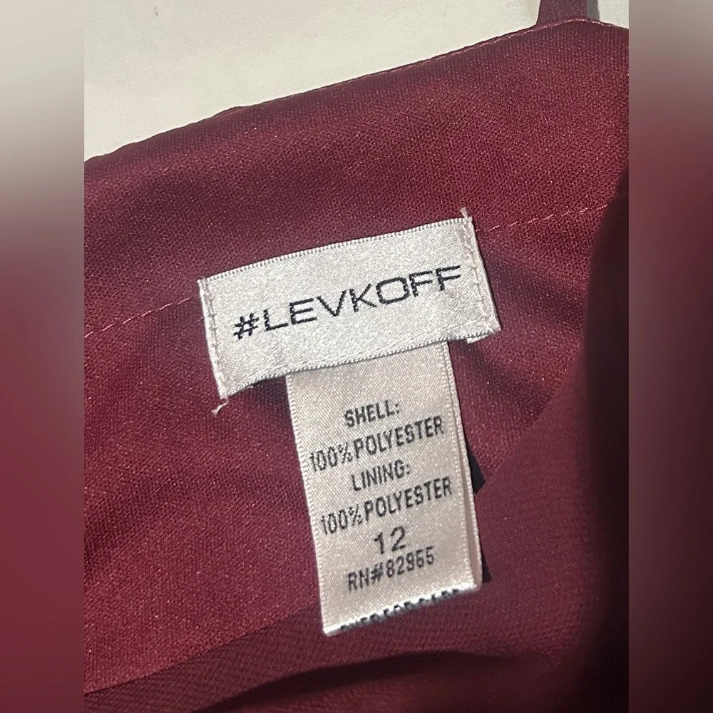 Bill Levkoff Wine Chiffon V-neck A-line Gown - Picture 6 of 9